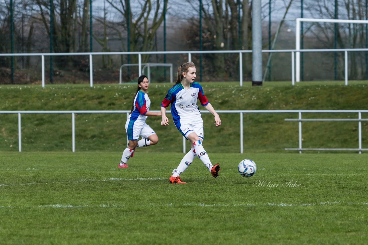 Bild 350 - wBJ SV Henstedt Ulzburg - TSV Schnberg : Ergebnis: 5:2